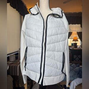Lou & Grey White Puffer Jacket